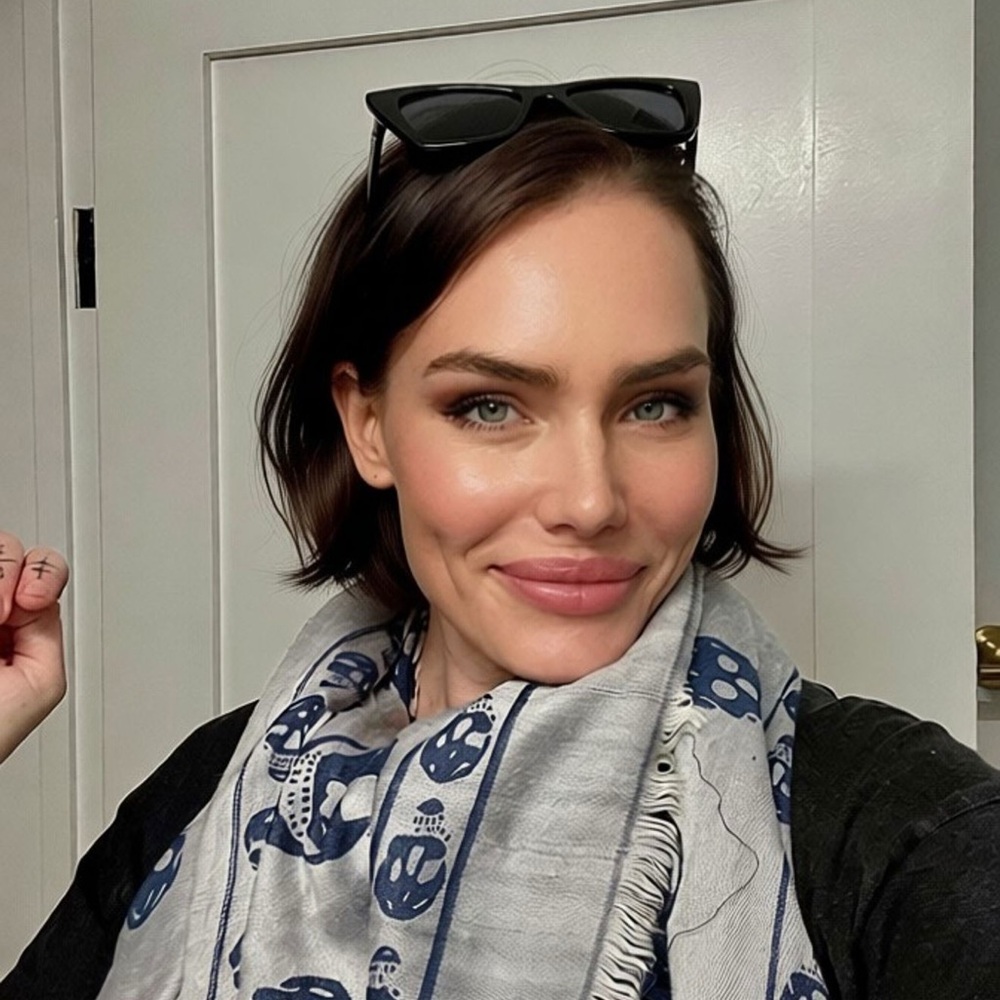 Meet your Posher, Molly